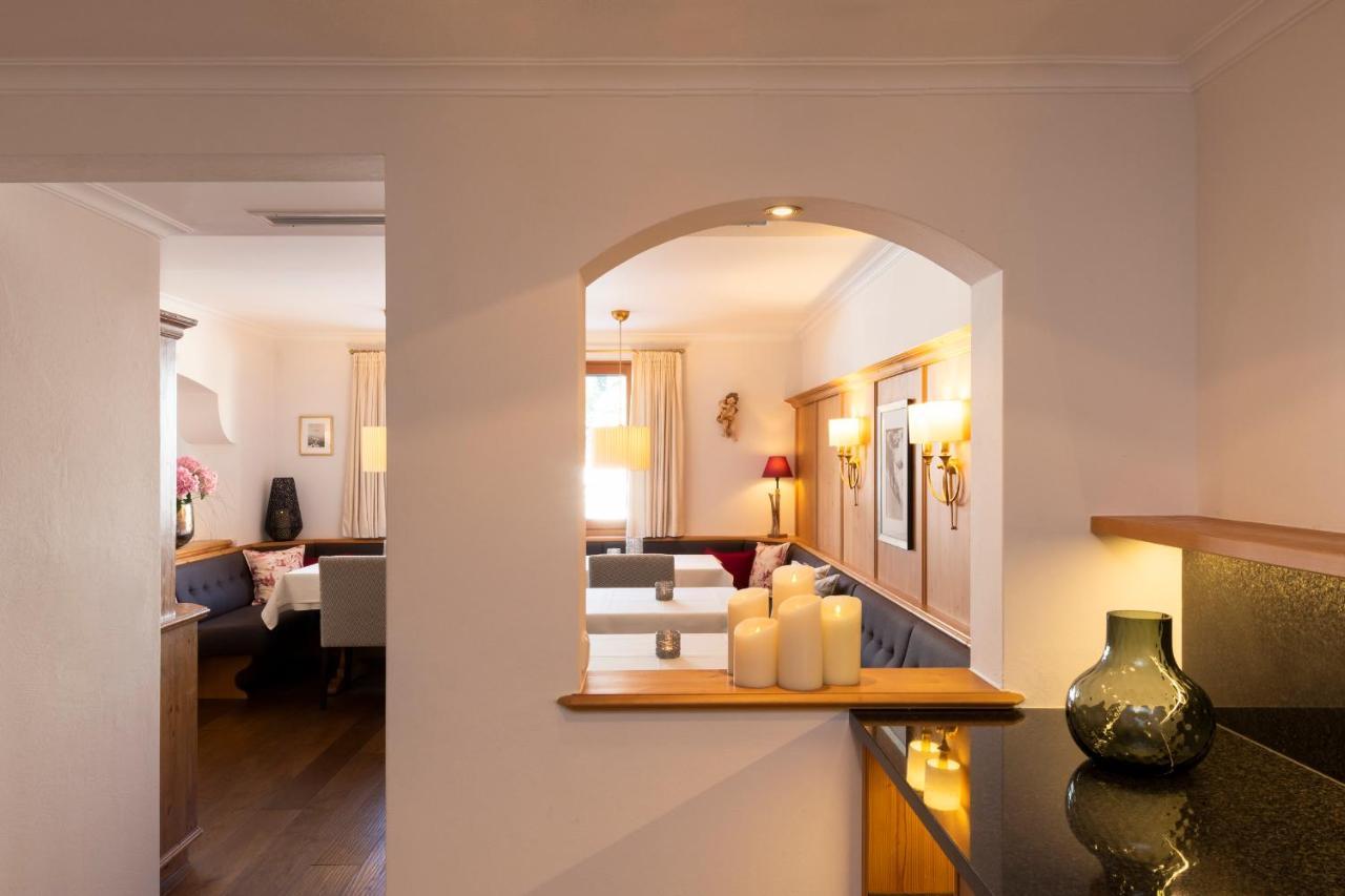Hotel Garni Edelweiss Лех ам Алберг Екстериор снимка