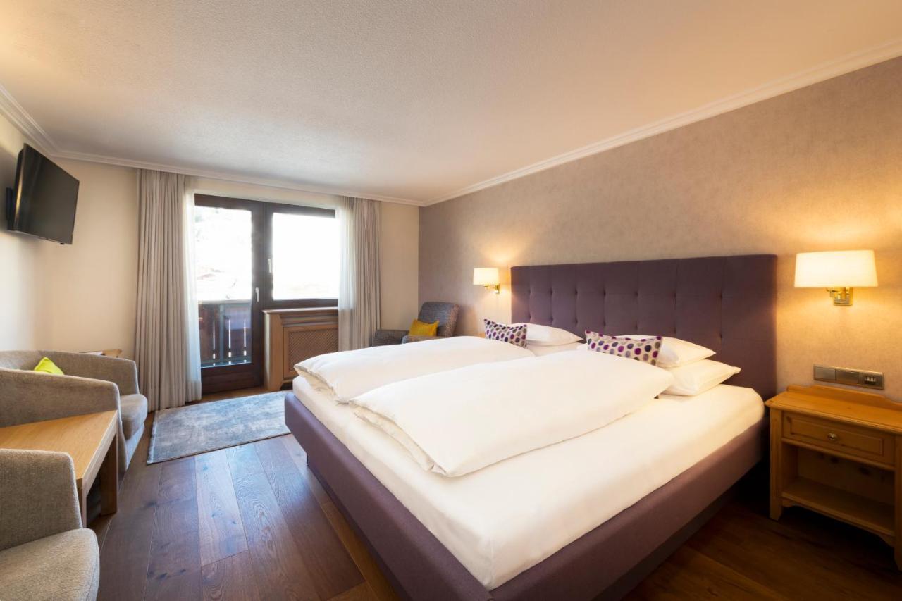 Hotel Garni Edelweiss Лех ам Алберг Екстериор снимка